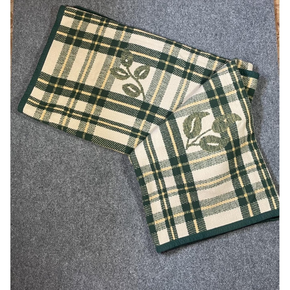 Biederlack of America Throw Blanket Green Plaid Leaf Fleece Germany Woodland